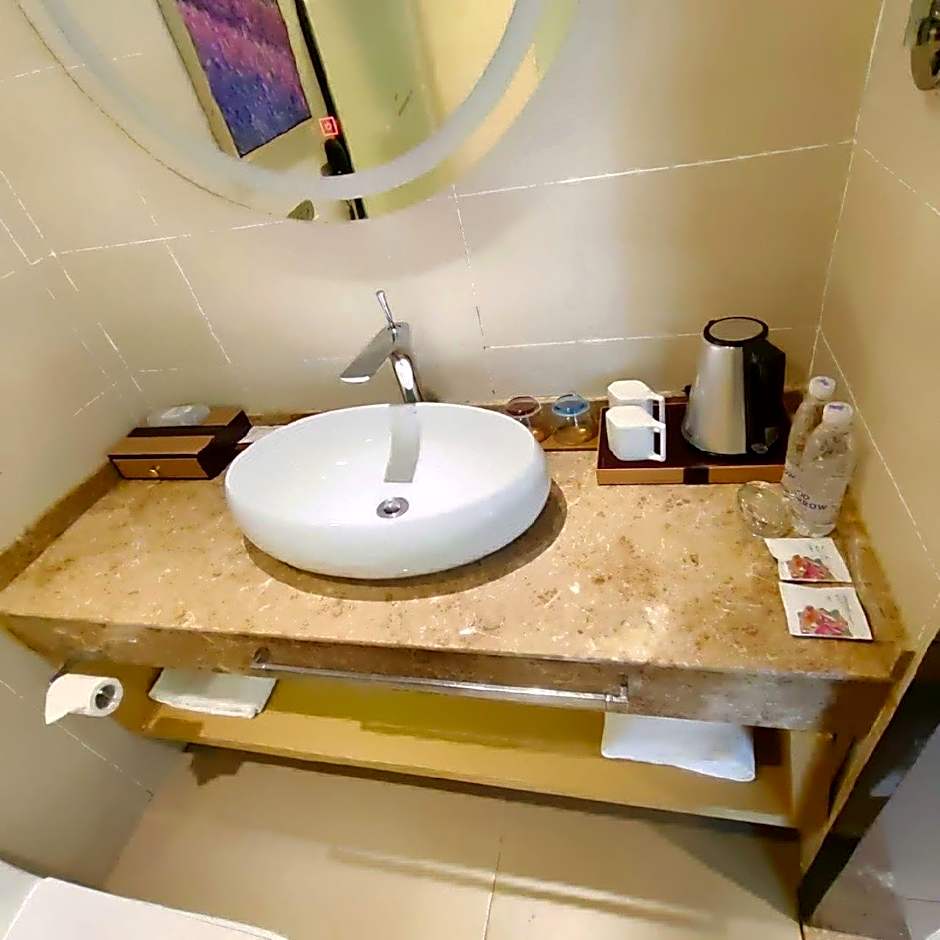 Lavande Hotel Jingjiang Automobile Terminal