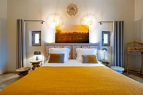 Deluxe Double Room with Bath