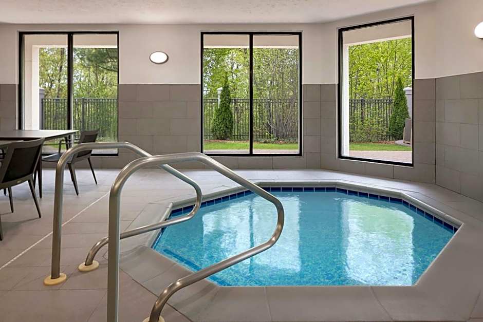 Courtyard by Marriott Traverse City