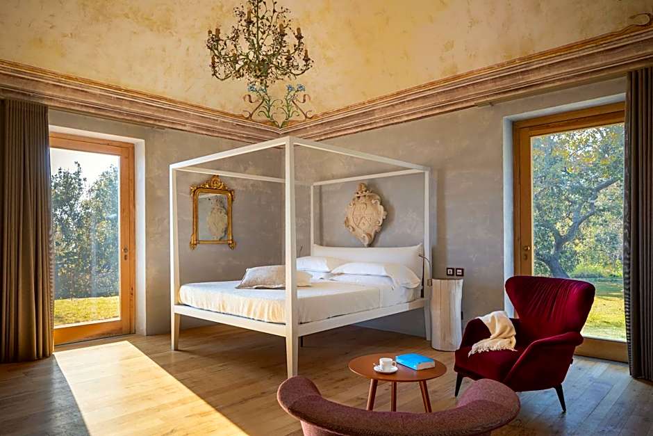 Monaci delle Terre Nere