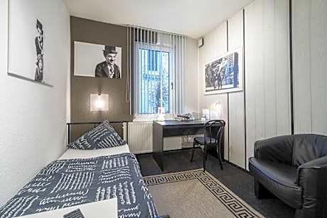 Single Room with Shared Shower and Toilet