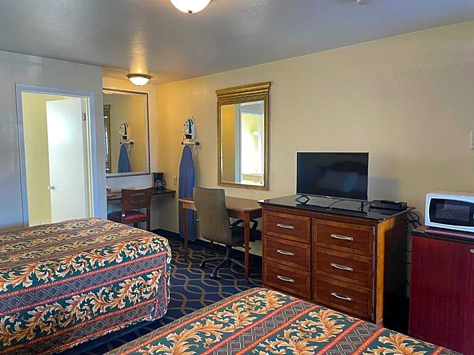 Holiday Motel Oakdale