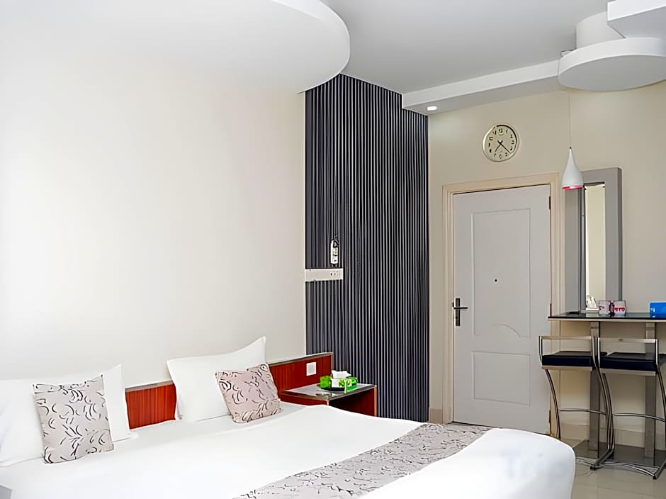 Palette Muscat Al Bayrahaa