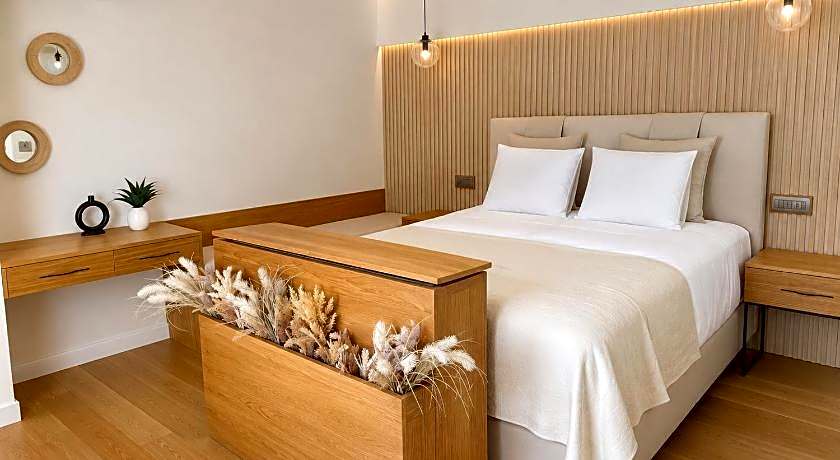 Ioana Hotels