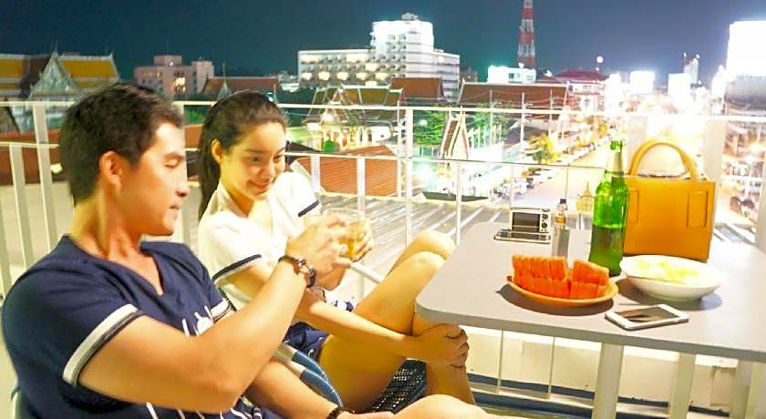 The Moon Hostel Huahin