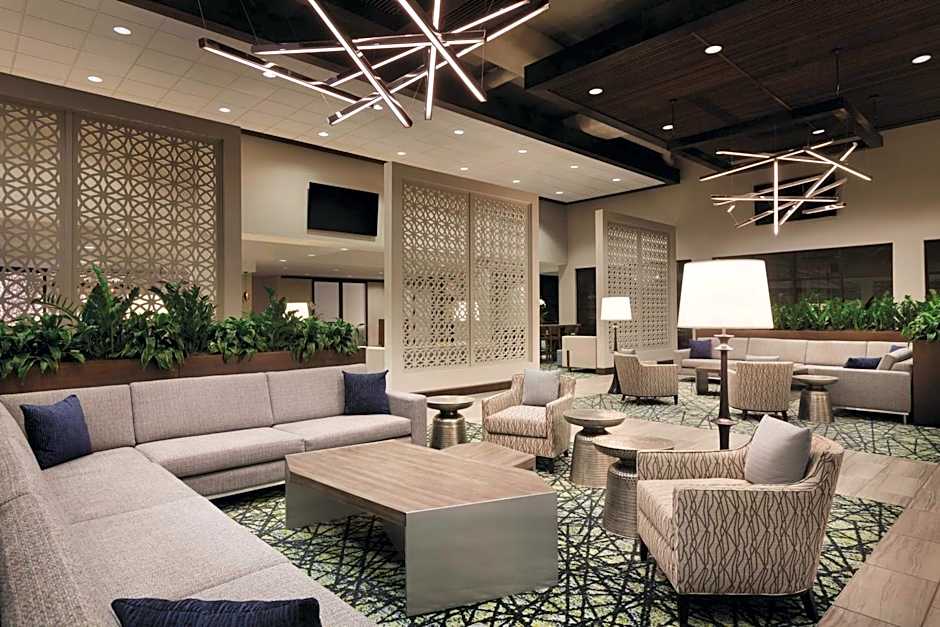 Embassy Suites By Hilton San Antonio Brooks Hotel - Spa