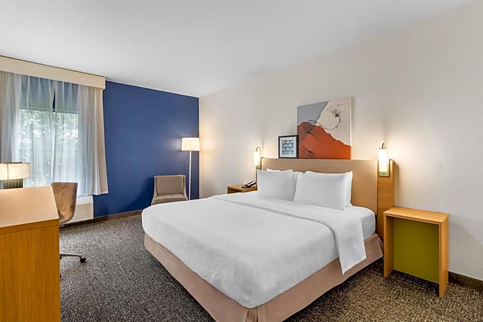 Spark by Hilton Dayton Fairborn