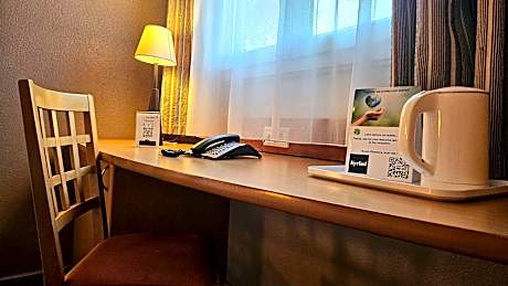 Standard Room - 1 Double Bed