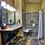 Holiday Inn Express and Suites Lubbock South By IHG