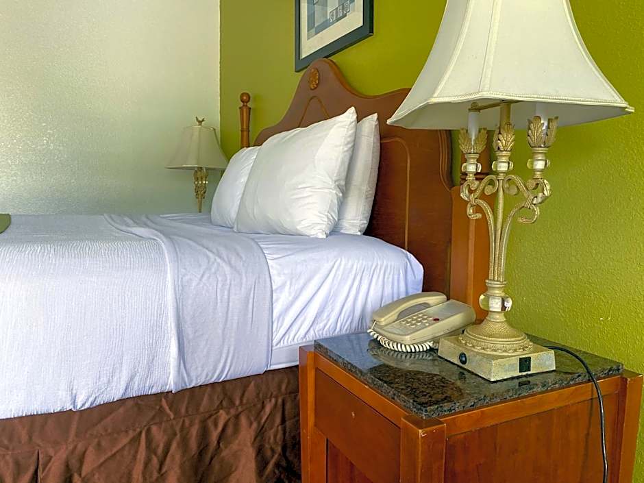 Royal Inn Richmond Hill- Savannah I-95