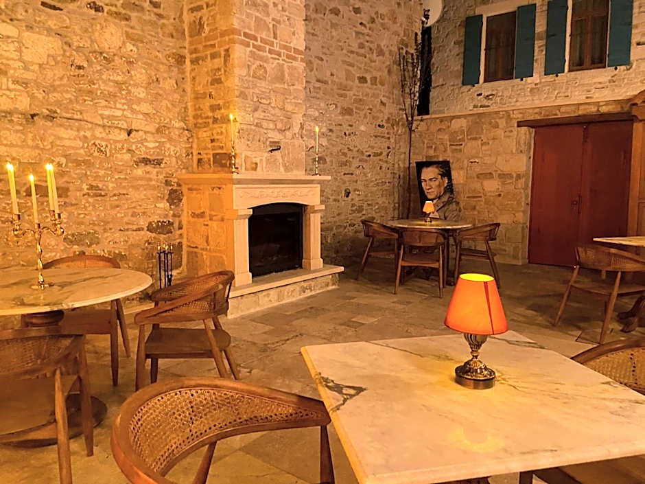 Dionysos 1789 Boutique Hotel