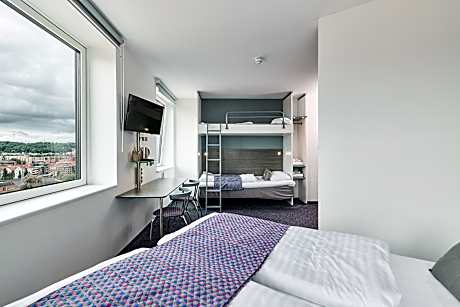 Standard Family room for single occupancy
