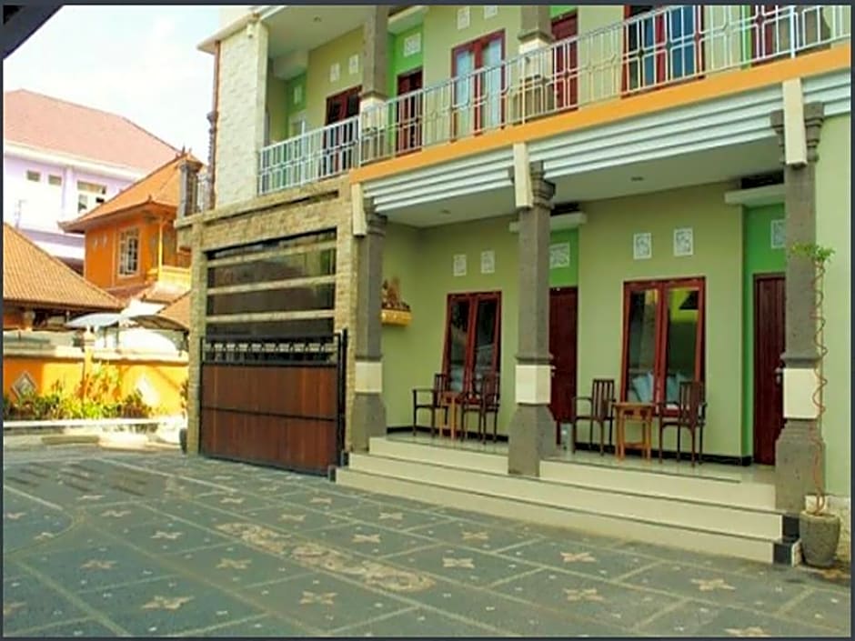 Hotel Batukaru Garden 3