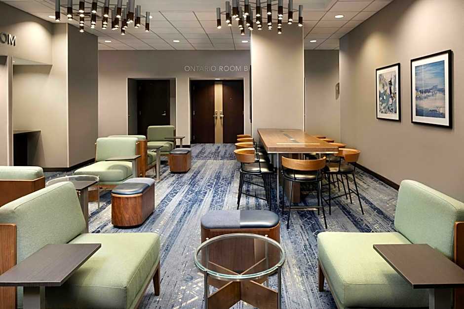 Courtyard by Marriott Chicago Downtown/Magnificent Mile