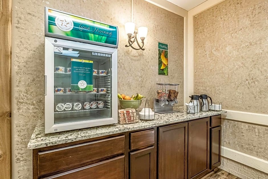 Quality Inn & Suites