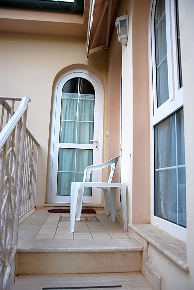 Villa Tina Hotel