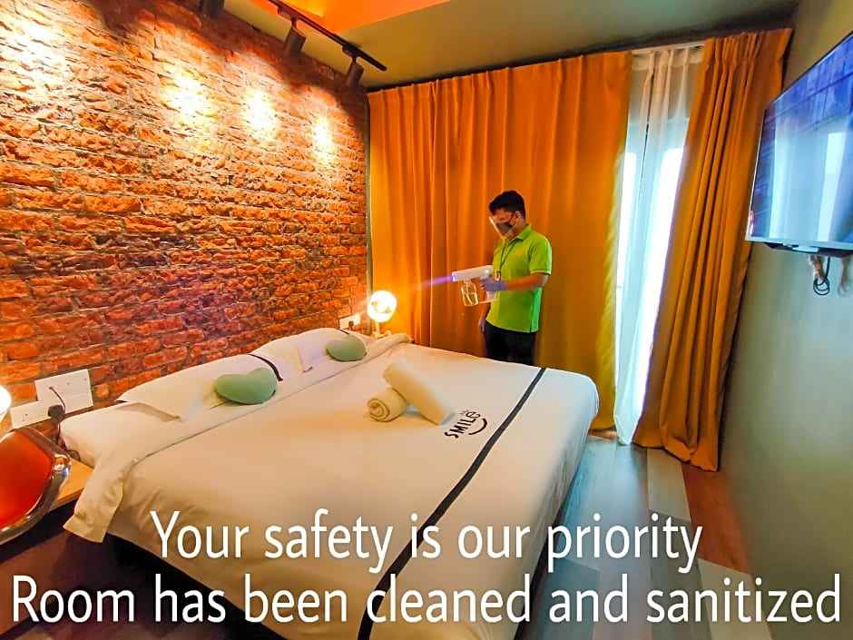 Smile Hotel Danau Kota