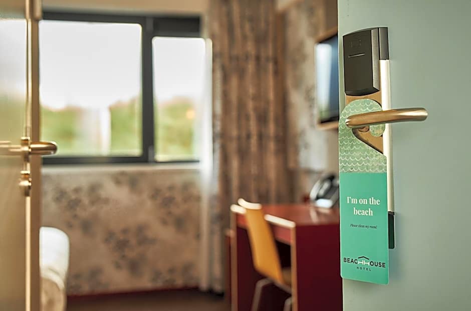 Beachhouse Hotel