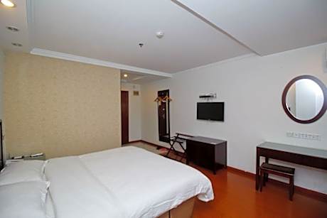 GTI - Promotion 1 Bed Guest Room, No Window
