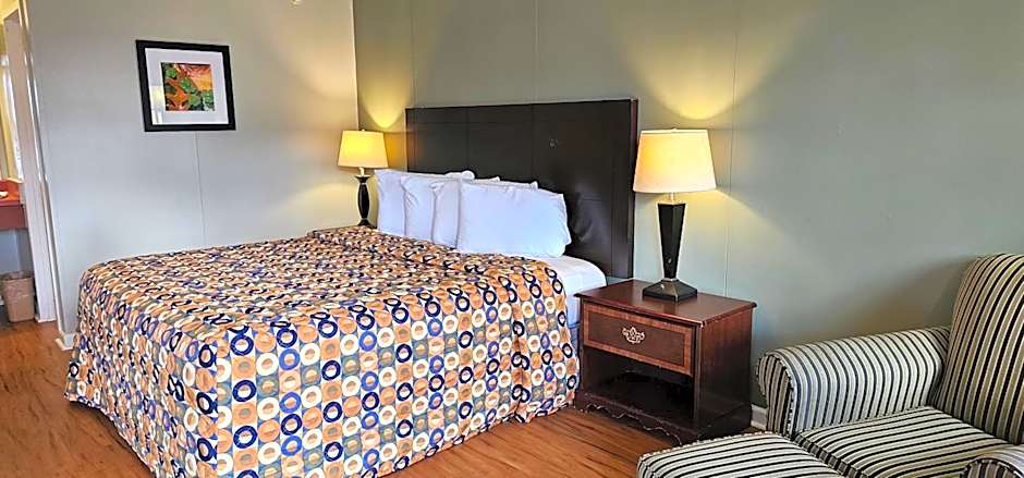 Astoria Hotel West