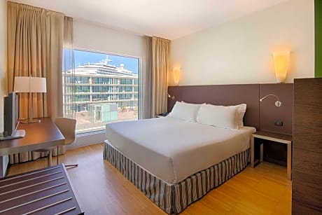 Superior Double or Twin Room free parking with breakfast