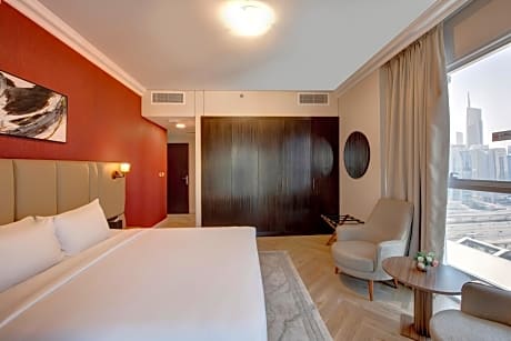 Premium Two Bedroom Apartment With Marina View & Balcony