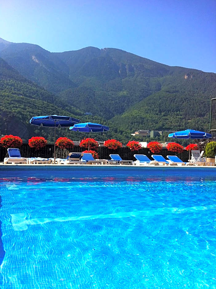 Photo 1 of 46 of Hotel Pyrénées