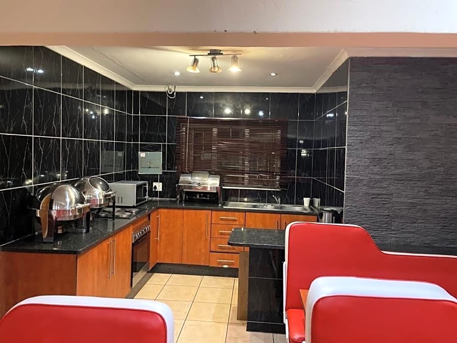 Pale Bohemia Bed And Breakfast