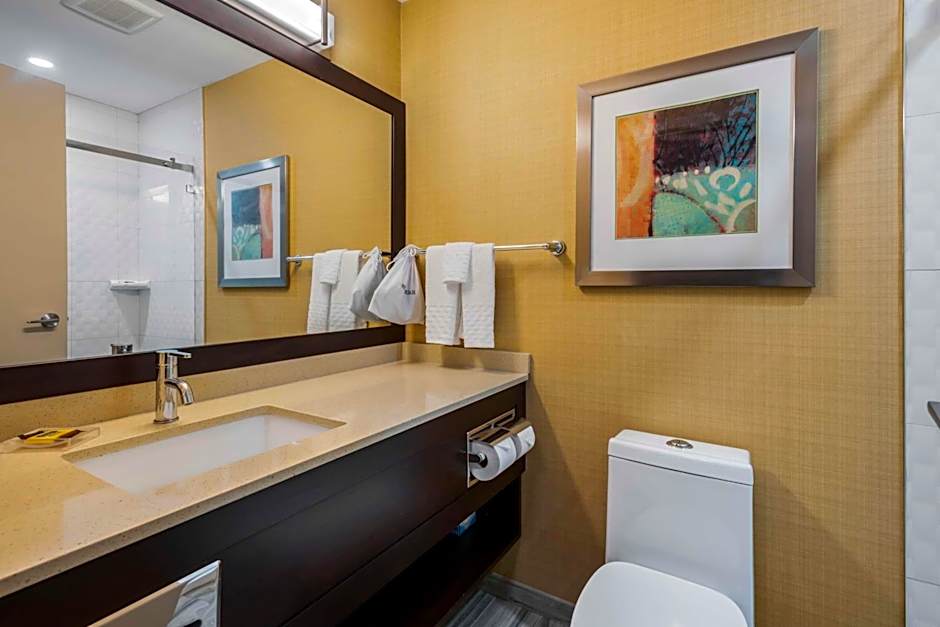 Best Western Plus Chateau Fort St. John