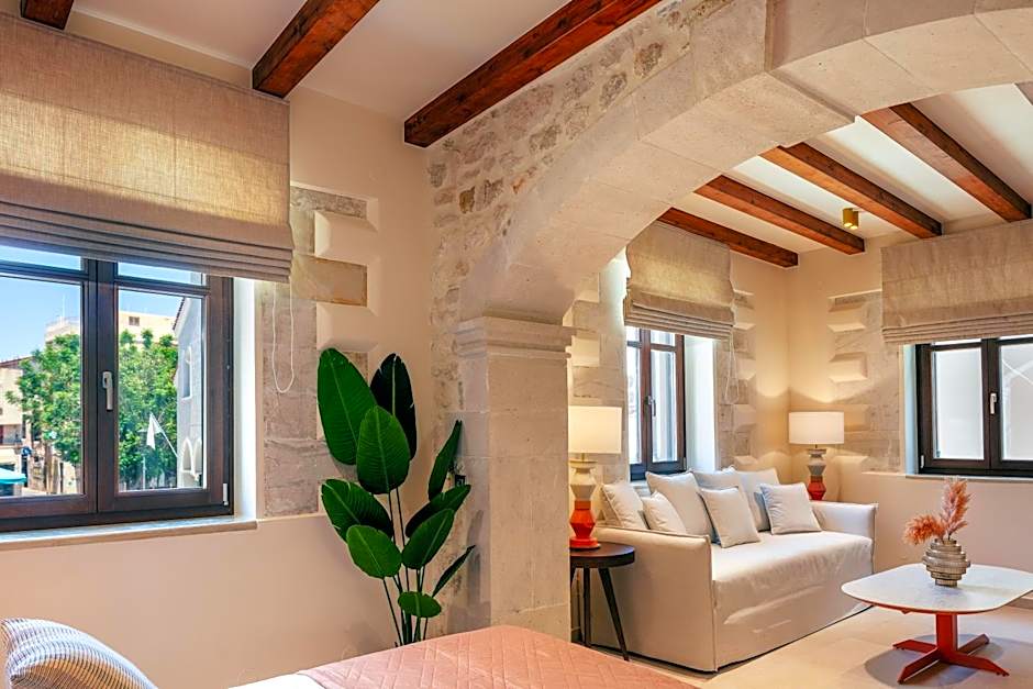 La Montre Luxury Boutique Suites