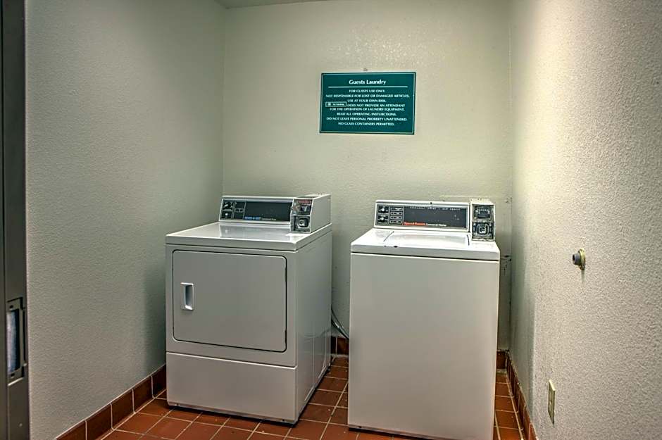 Motel 6-Dallas, TX - Northwest
