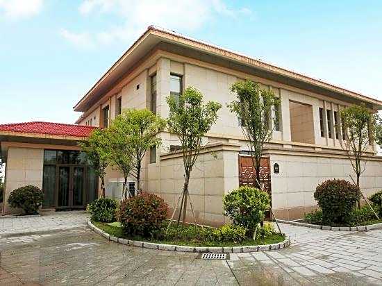 Empark Seabed Hot Spring Hotel