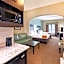 Holiday Inn Express Hotel & Suites Victoria By IHG