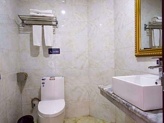 Haro Light Hotel (Guangzhou Xichang Metro Station Branch)