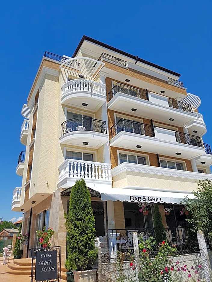 семеен хотел Прованс Ахелой