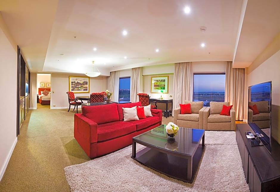 Photo 1 of 4 of Stamford Suite