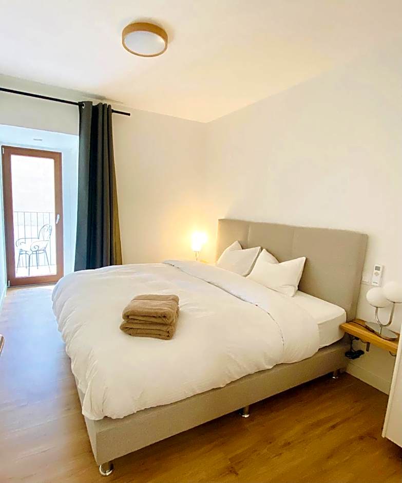 Hotel Apartment with 2-en suite Bedrooms