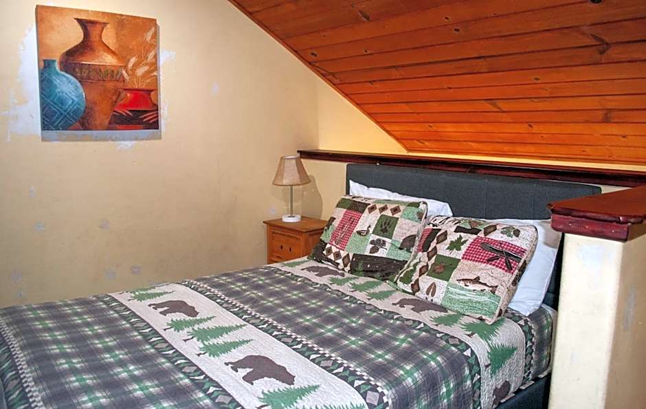 Sequoia River Front Cabins