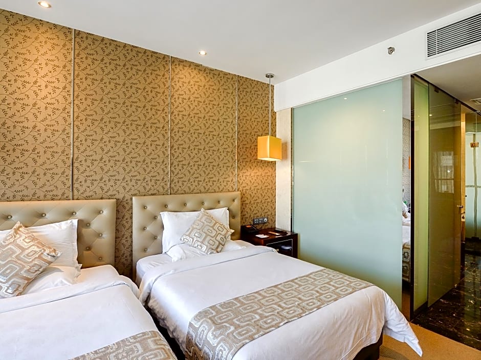 East Coast Hotel
