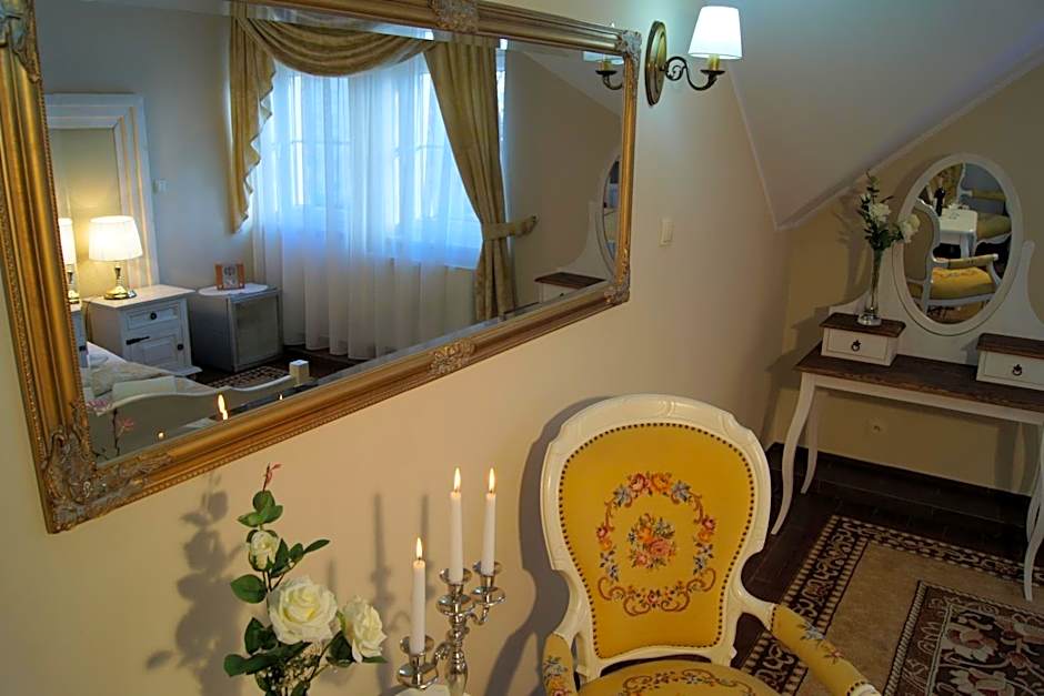Hotel POD HERBEM -POKOJE OZONOWANE