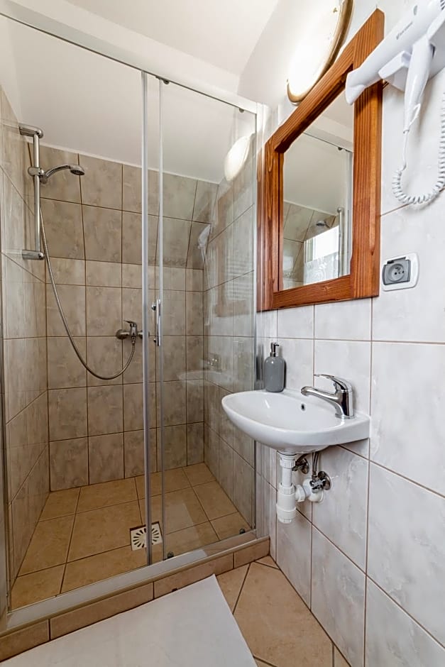 Pokoje Gościnne u Bronka