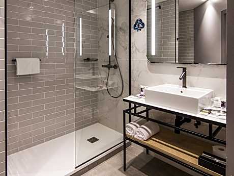 Privilege Room with 1 double bed