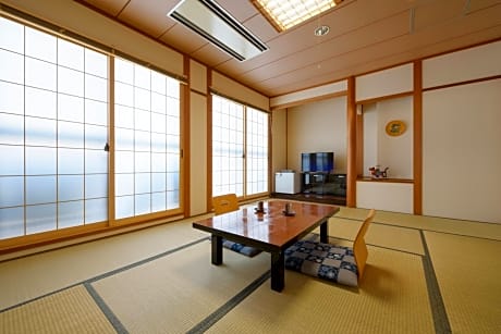 Japanese-Style Room