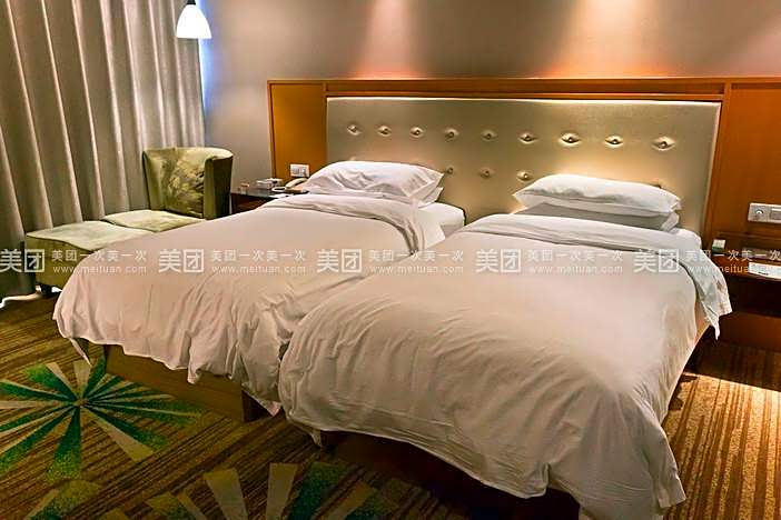 Zhenhe Hotel