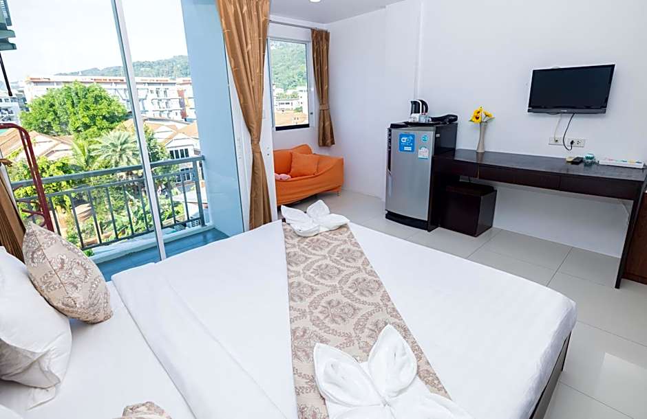 Happy 99 Guest house