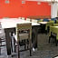 La Quinta Inn & Suites by Wyndham Orange