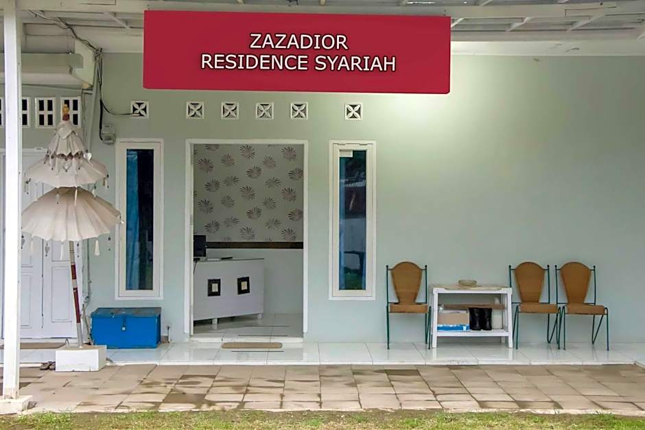 Zazadior Residence Syariah near Pantai Padang Mitra RedDoorz
