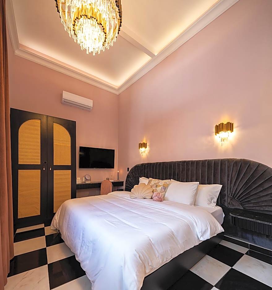 HOLT Hotel De Mi Independencia King Room