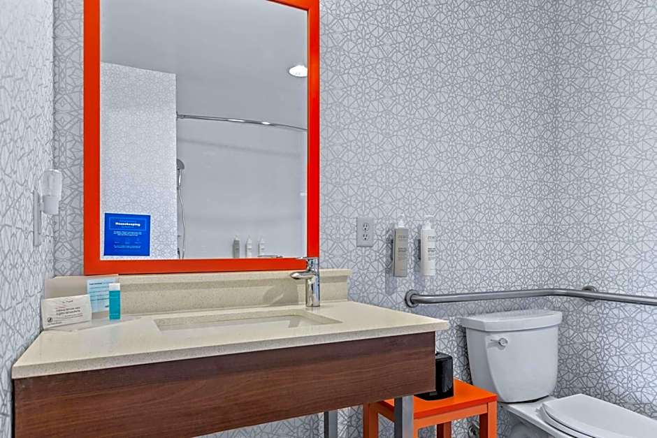 Hampton Inn By Hilton & Suites Greeley