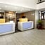 Holiday Inn Express Hotel & Suites Warrenton By IHG